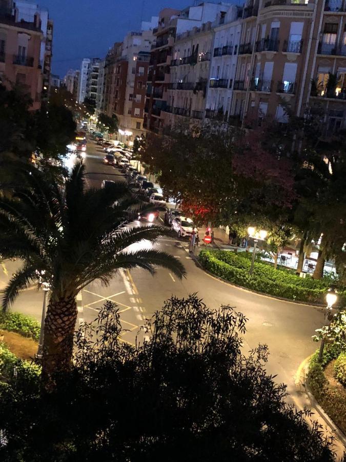 Impresionante Apartamento En Ruzafa Al Lado Del Mercado فالنسيا المظهر الخارجي الصورة